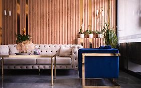 Polek Hotel